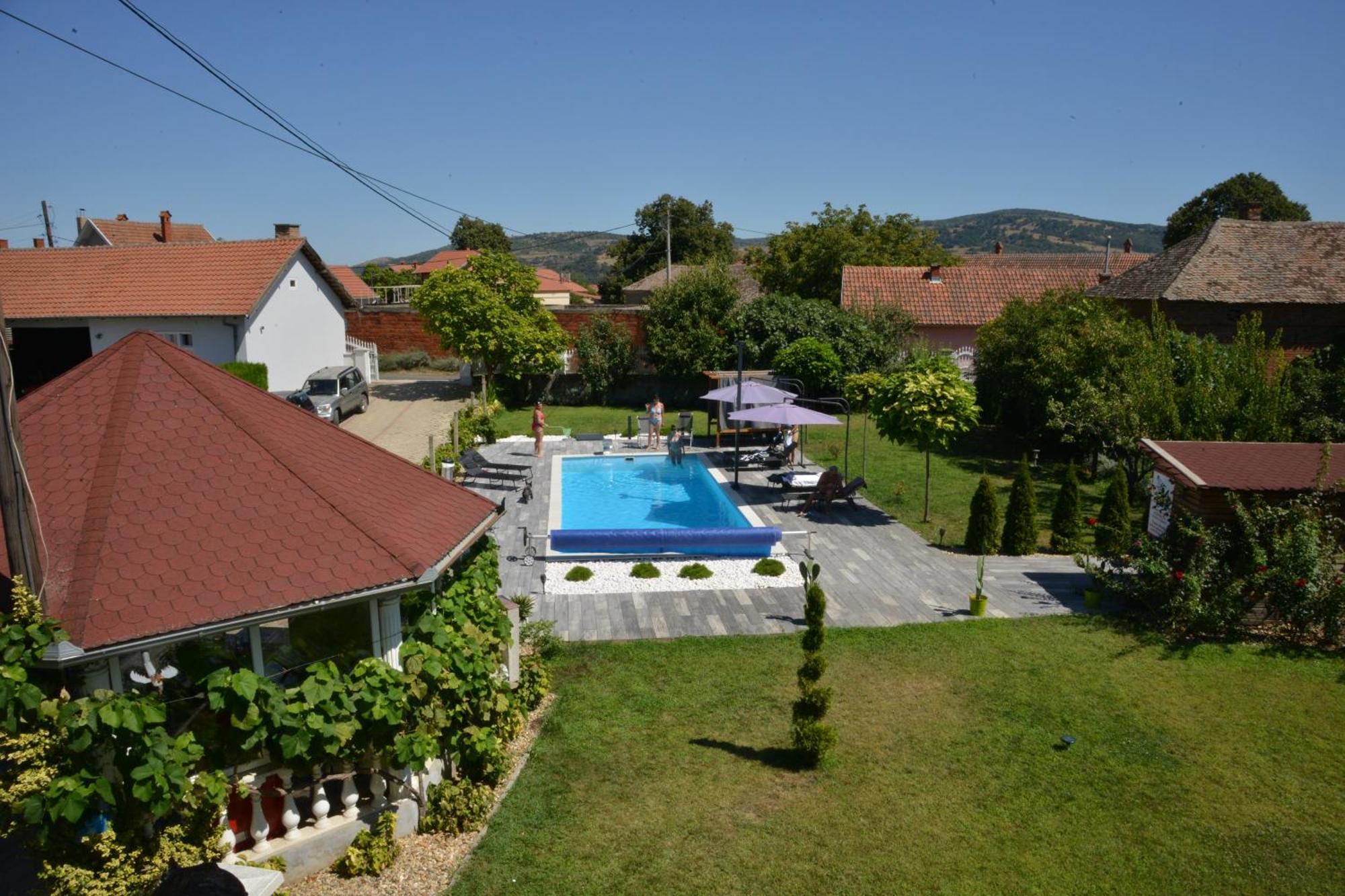 Sobe Djurdjevic Hotel Zatonje Exterior photo